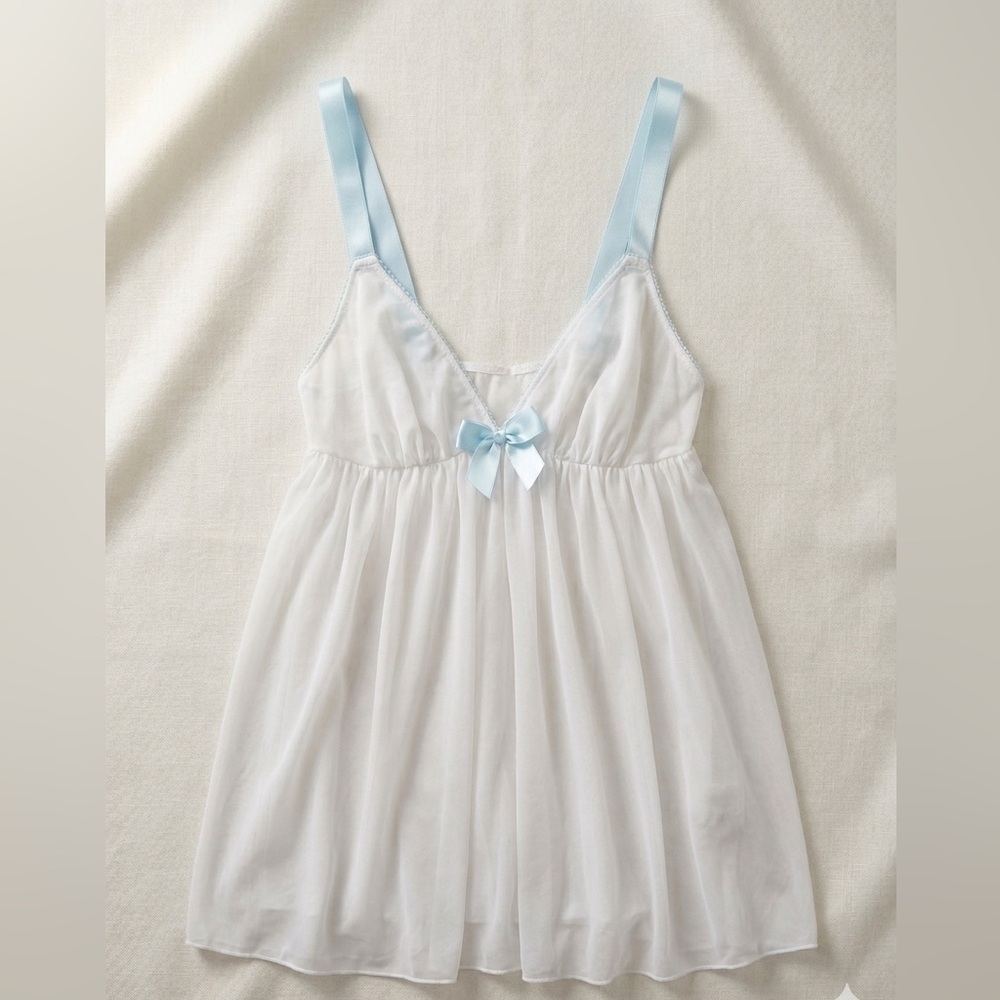 GILLIGAN & O'MALLEY Vintage Soft Girl White Mesh Babydoll Chemise Top